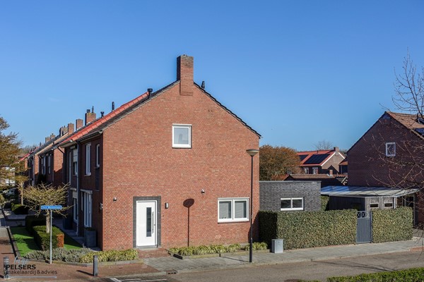 Medium property photo - Gouverneur Van Hovelllaan 28, 5953 CV Reuver